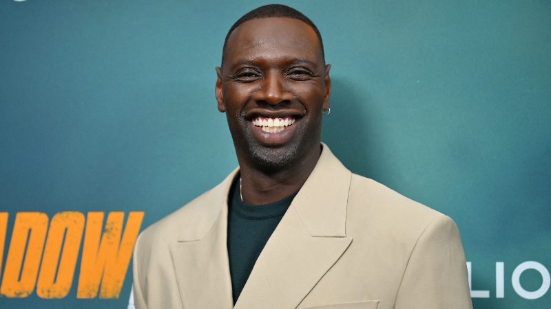Omar Sy ha participando en películas como "X-Men: Días del futuro pasado" (2014) y "Jurassic World" (2015). En 2021, protagonizó la exitosa serie de Netflix "Lupin".