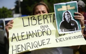 Piden justicia defensores