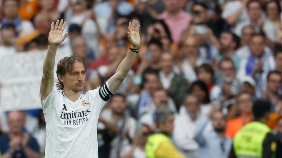 real madrid modric 02