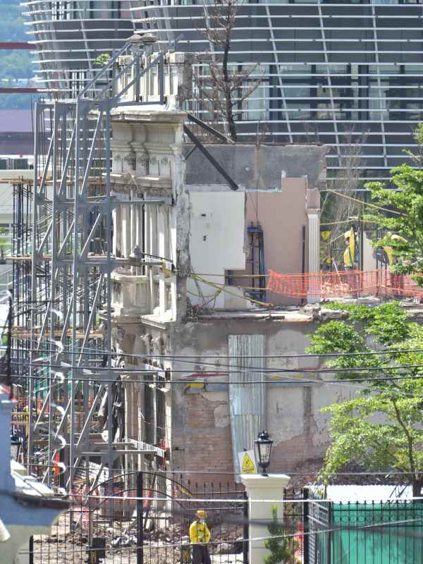 EDC Intervención y demolición del Hotel El Palacio 2