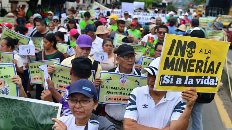 Caminata ecológica realizada por el movimiento franciscano de la iglesia católica junto a organizaciones ambientalistas.