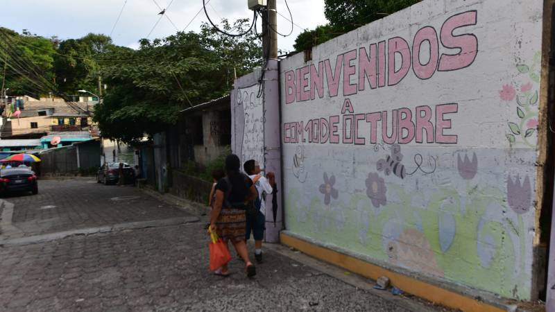 Femenicidio-Colonia-Ciudad Credisa-10 de Octubre- Soyapango- Mujer- Vereda-No Identificada