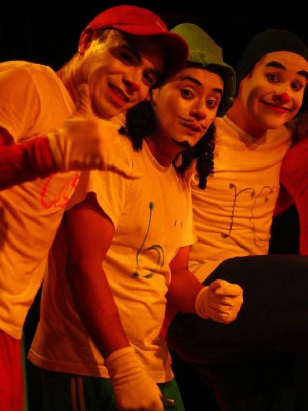 Héctor Estrada papa artista de las tablas