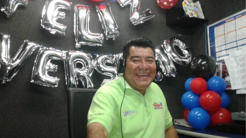 Salvador Molina locutor de radio que buena