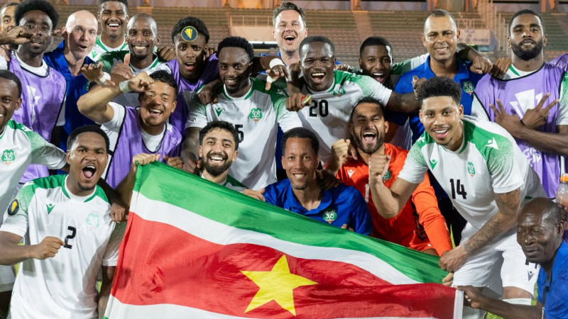La Selección de Surinam, en festejo de eliminatorias de Concacaf. Foto: Cortesía Concacaf