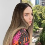 Belinda desata revuelo tras salir de tienda de lujo que criticó en su canción