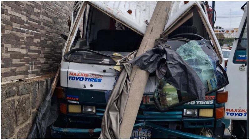 La PNC atribuyó el percance a la excesiva velocidad. Foto / Cortesía Policía