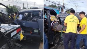 Momento en que una de las víctimas es sacada de entre los hierros. Foto / Comandos de Salvamento
