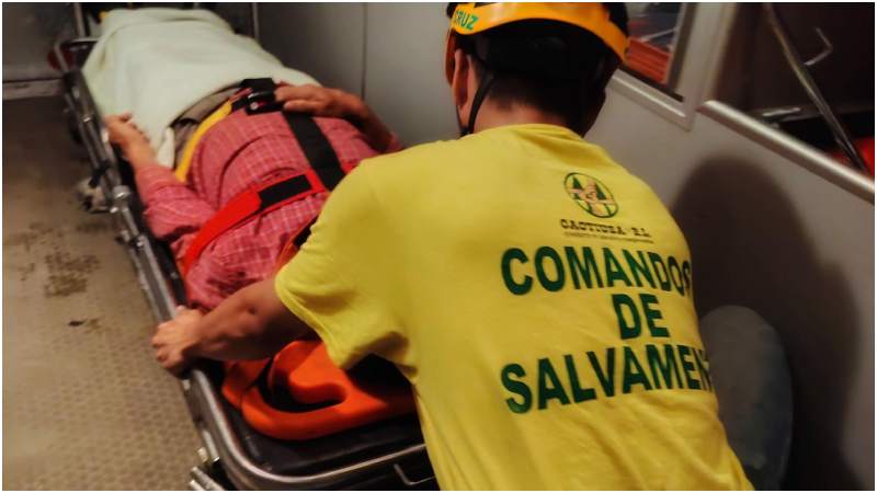 Entre los heridos habían varios adultos mayores y dos menores. Foto / Cortesía Comandos de Salvamento