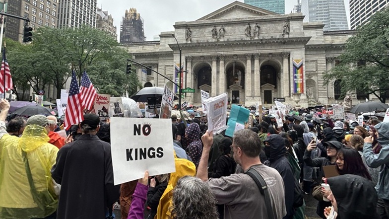 Protestas contra el gobierno de Donald Trump en Nueva York