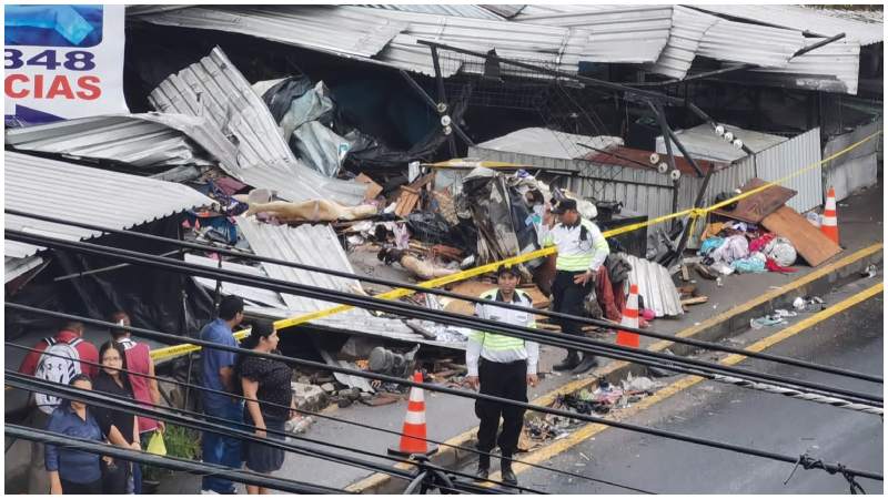Así quedaron los puestos del mercado. Foto / Cortesía