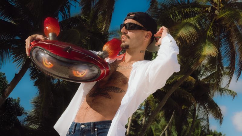 Rels B regresa con fuerza para presentar “afroLOVA 25”, la segunda entrega del universo musical que comenzó en 2023 con “afroLOVA 23”.