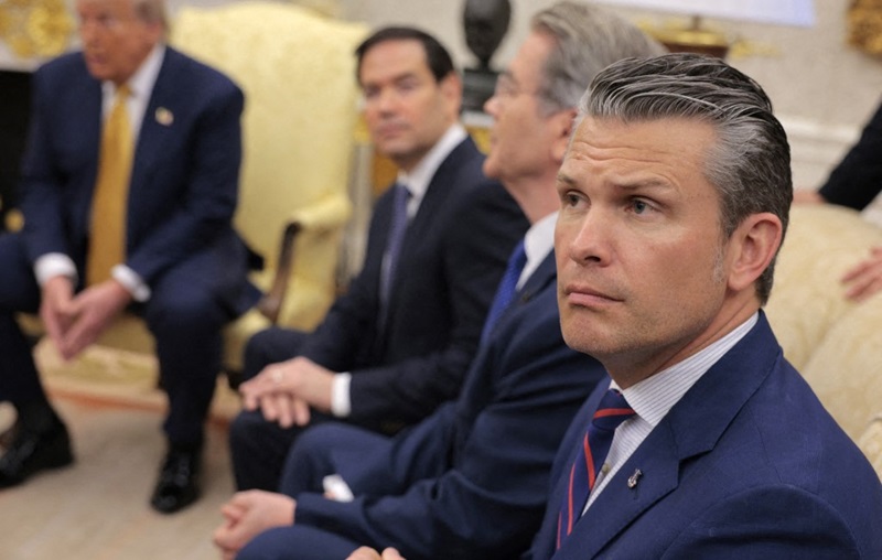 SECRETARIO DEFENSA