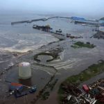 Un volcán entra en erupción en extremo oriente de Rusia tras terremoto que también generó alertas de tsunami