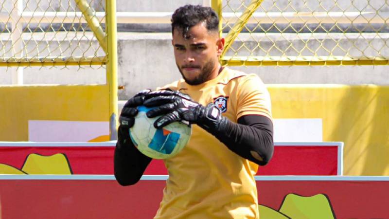 Benji Villalobos (Águila)