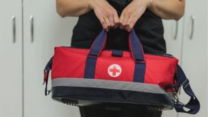 primeros auxilios, mochila de emergencia