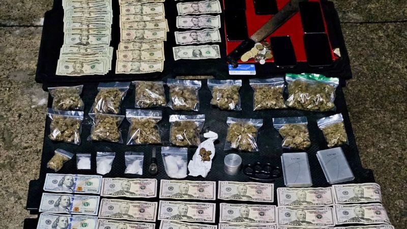 Los sospechosos fueron ubicados en residencial Ciudad Versalles, San Juan Opico, La Libertad Centro. Foto EDH / Cortesía.