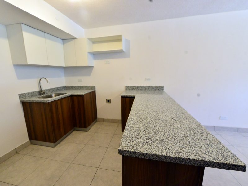 Presentación de torres de apartamentos Garden Towers, en la autopista Comalapa, por Grupo Roble.