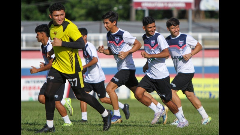 Entrenos Luis Angel Firpo 2025