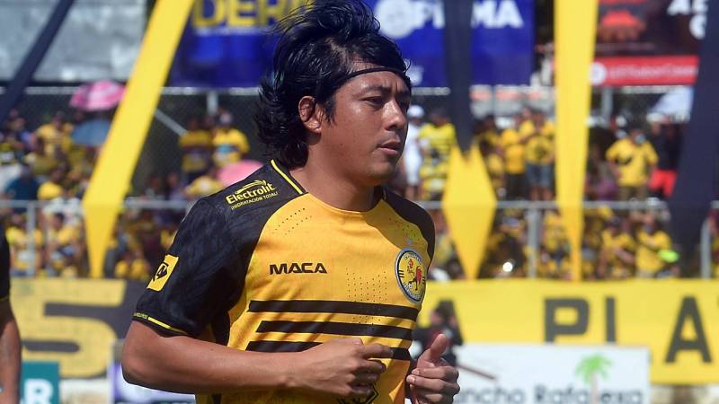 Gilberto Baires (Platense)