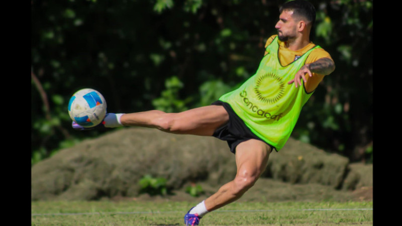 El emplumado español Gregori Díaz, en la pretemporada emplumada. Foto: Cortesía CD  Águila