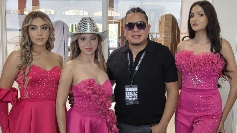 Diseñador de moda salvadoreño