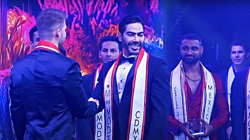 Renuncia Mr. Model México