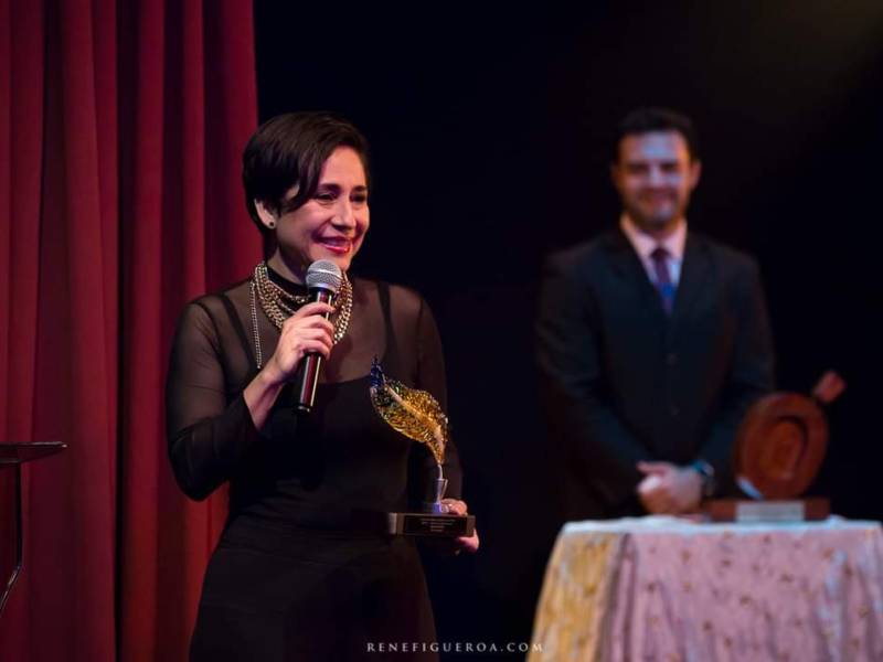 Obra de teatro "Así-calados" debuta en el Luis Poma