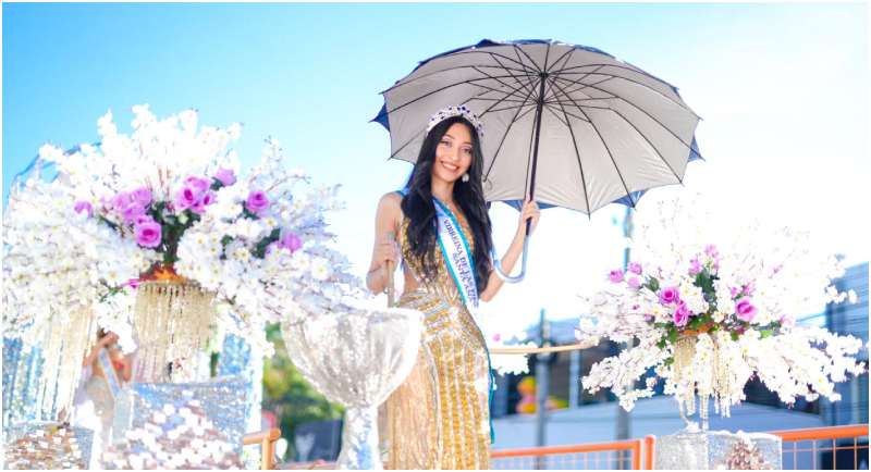 Santa Ana - Fiestas Julias-desfile-correo