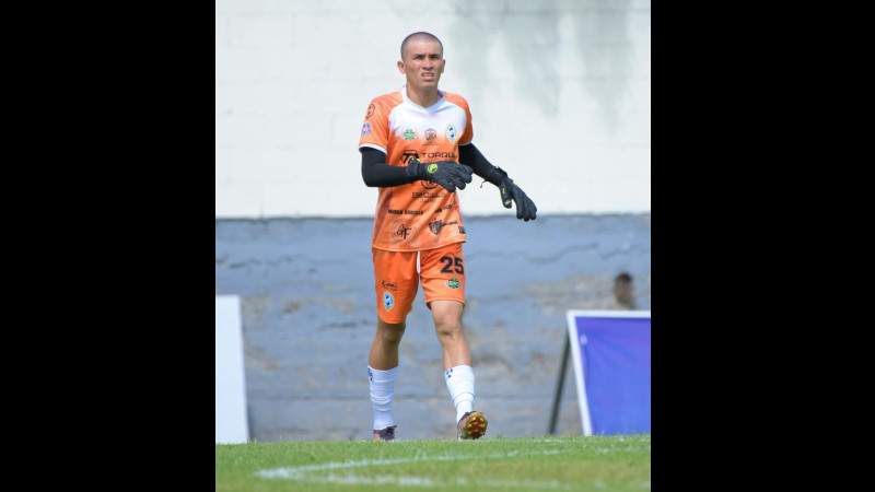 El portero Tony Iglesias del Fuerte San Francisco, en el partido de la goleada ante CD FAS. Foto: Cortesía CD Fuerte San Francisco
