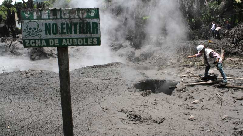 explosión ausoles ahuachapan termales de santa teresa