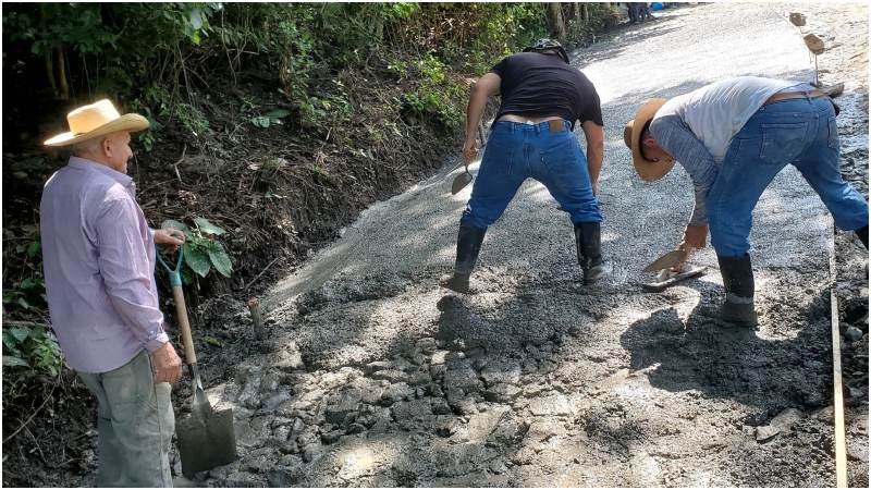 Esperan que las lluvias no dañen lo trabajado durante varias semanas. Foto / Cortesía