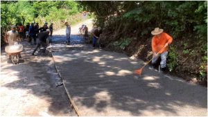 Con esfuerzo, la calle ha mejorado un poco. Foto / Cortesía