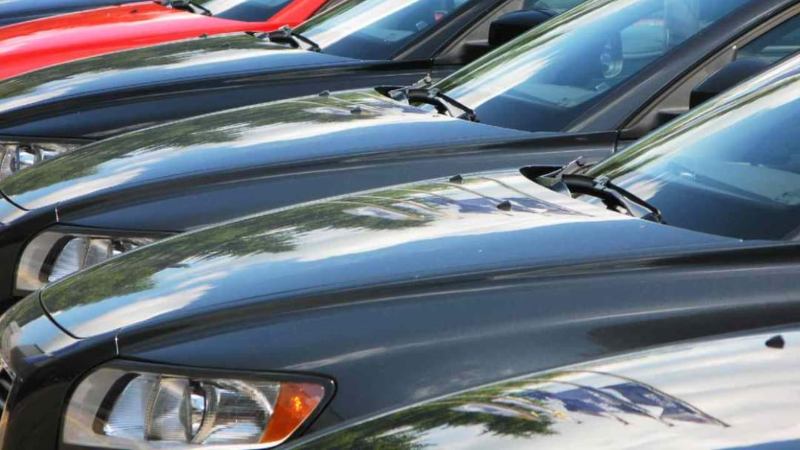 Vehículos eran vendidos en redes sociales. Foto EDH / Imagen de referencia.