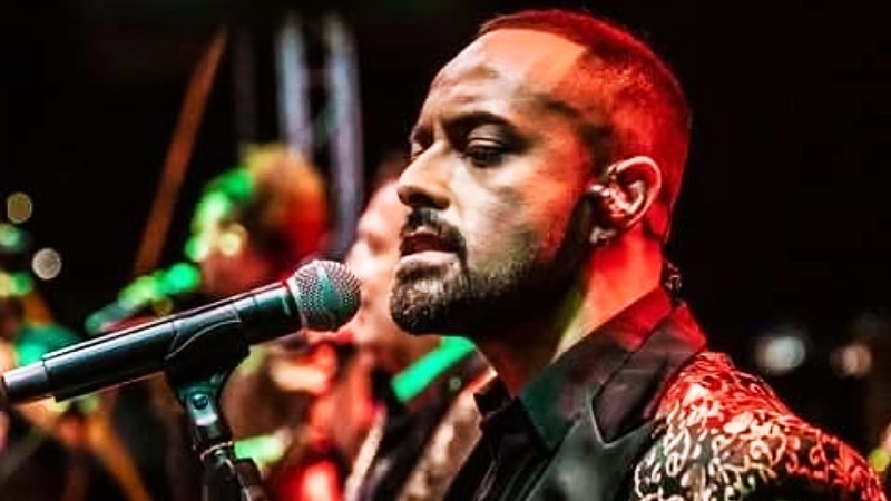 Cesar Cortez, de los Hermanos Flores, denuncia extorsión