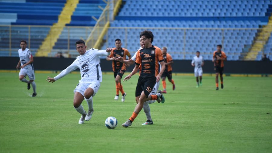 hercules aguila lmf el salvador futbol 01
