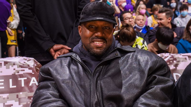 Kanye West está nuevamente en el ojo del huracán.