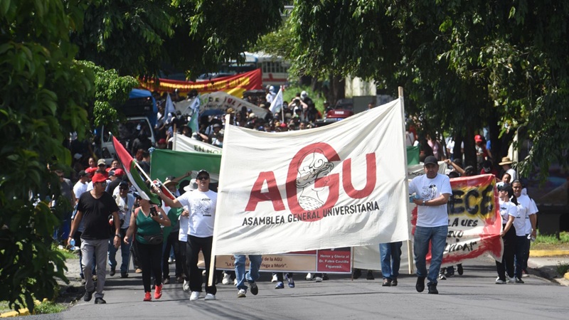 Marcha UES 30 de julio