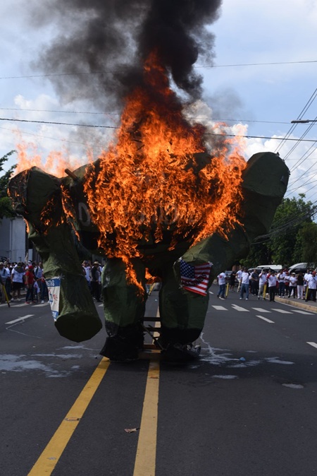 Marcha UES 30 de julio