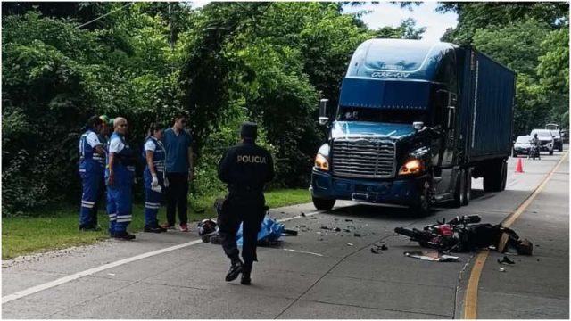 Motociclista murió tras choque con un furgón en Santa Ana - Noticias de ...