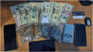 Esto les fue decomisado a los sujetos. Foto / Cortesía