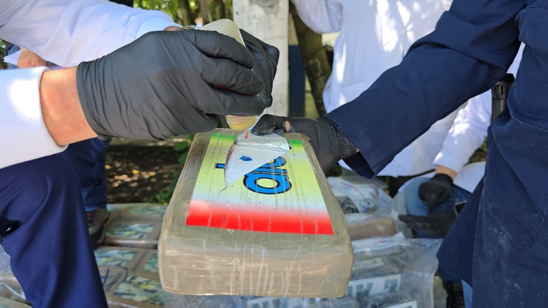 Imagen compartida por la FGR de una prueba efectuada a un paquete de droga.