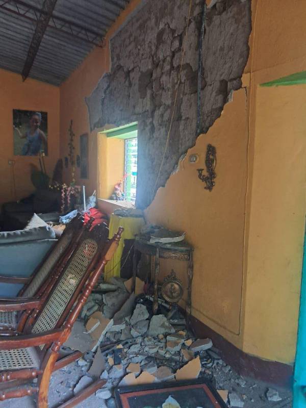 rajaduras casa temblores Ahuachapan Norte
