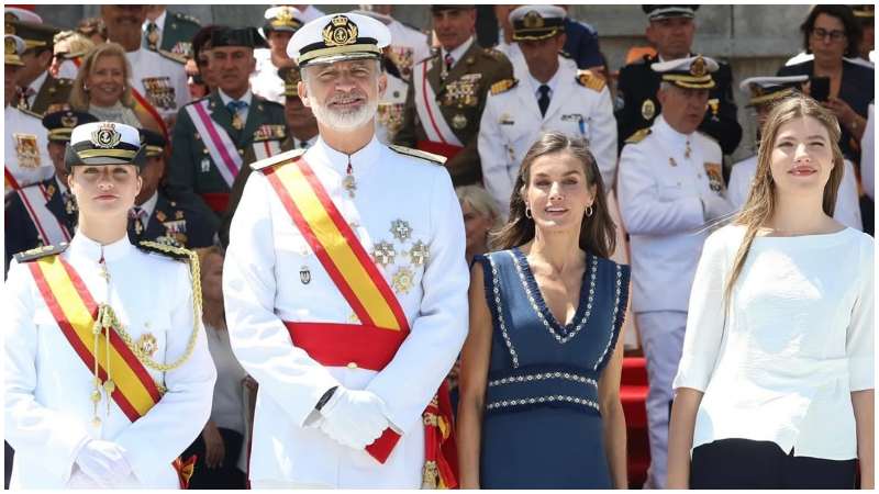 rey Felipe- princesa Leonor-Espana- reina Letizia - infanta Sofía