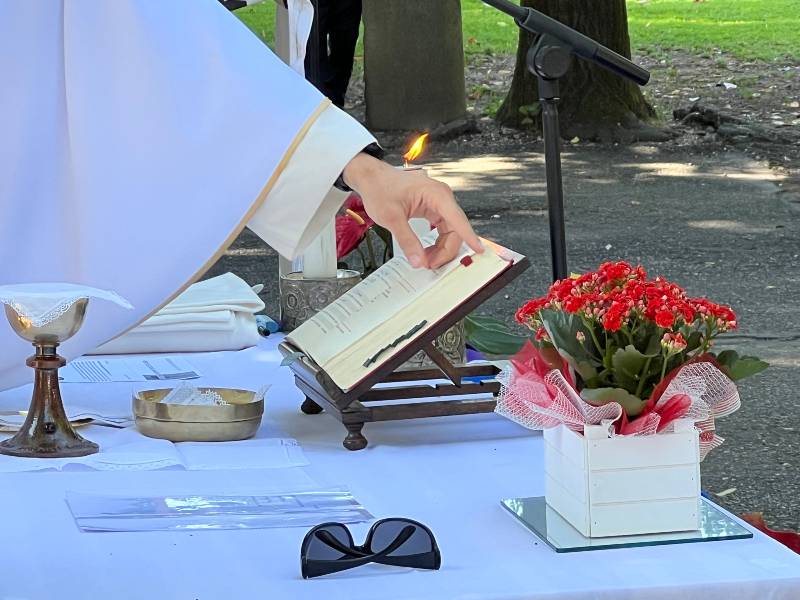 La bajada del Divino Salvador del Mundo en Milán, Italia