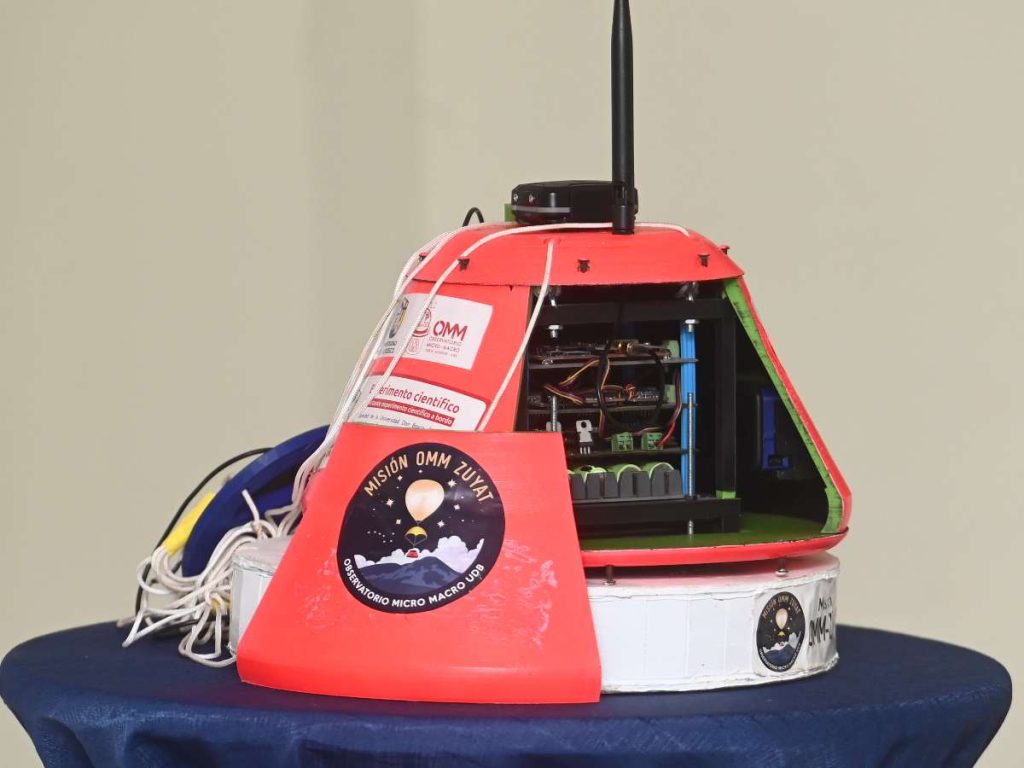 Universidad Don Bosco lanzamiento sonda