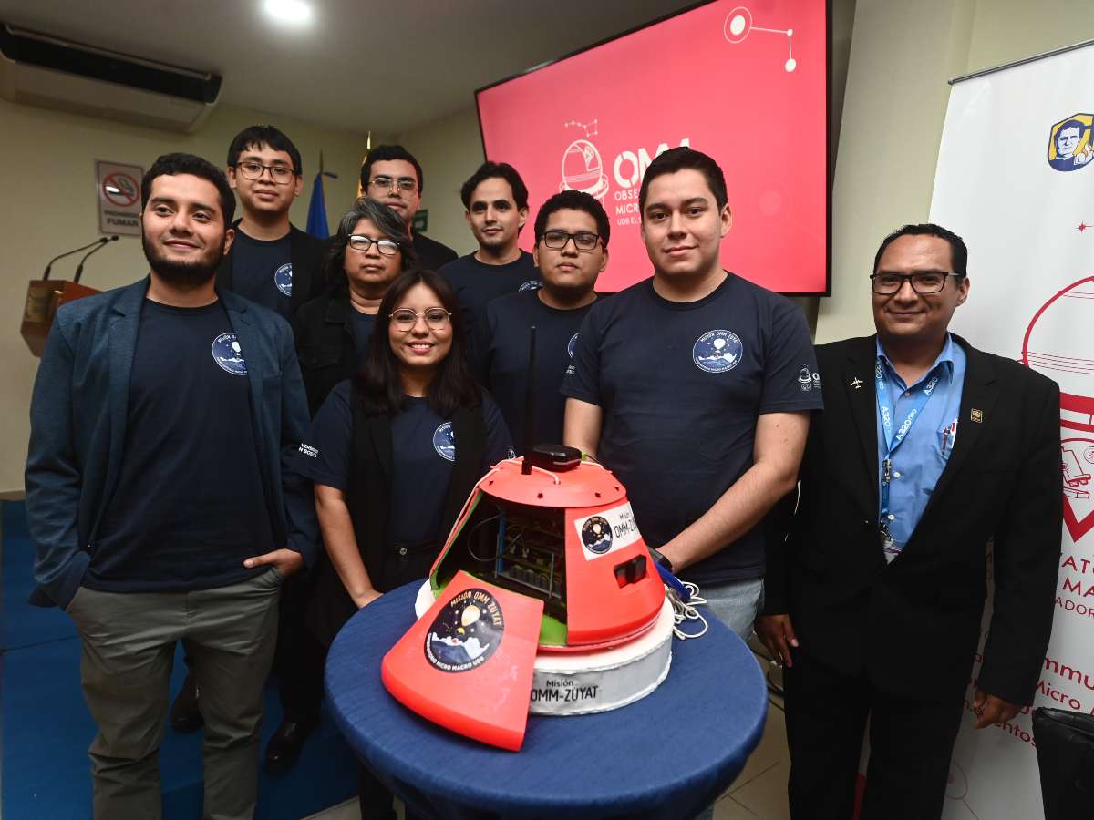 Universidad Don Bosco lanzamiento sonda