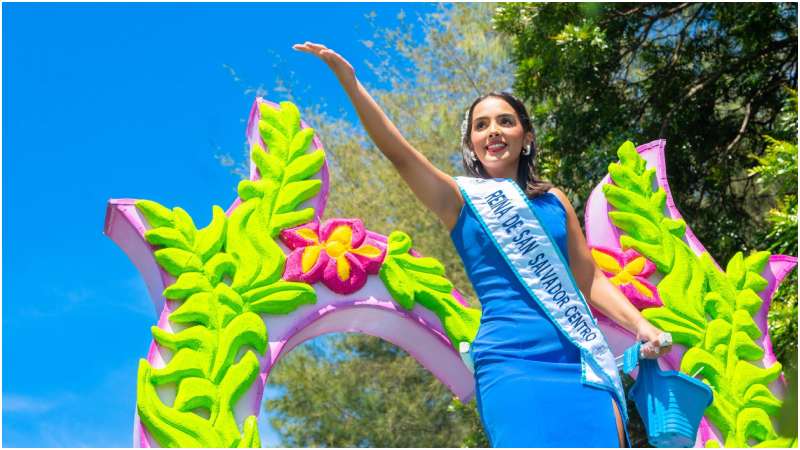 Desfile Correo- Mejicanos