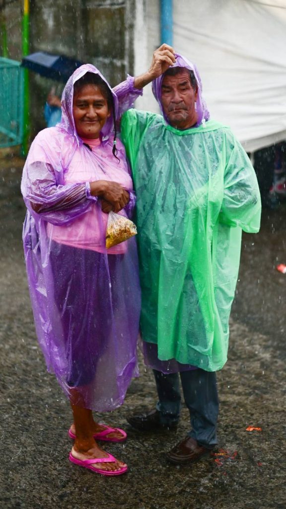 EDC- Campo de la Feria- Fiestas- Ruedas- Familia- Diversión- Lluvia