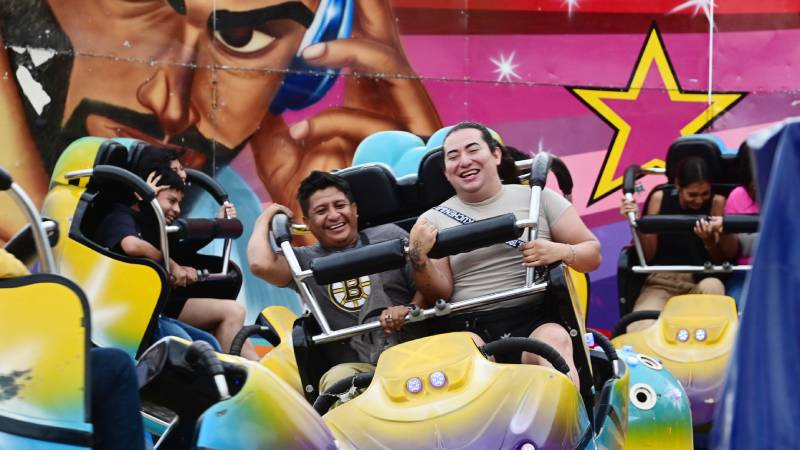 EDC- Campo de la Feria- Fiestas- Ruedas- Familia- Diversión- Lluvia